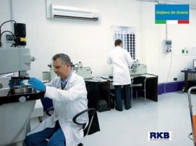 Controllo totale nei laboratori RKB - Stefano De Grazia